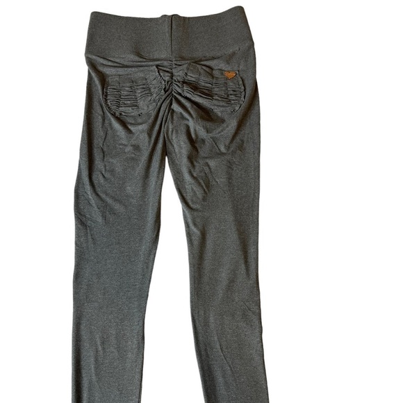 Cute Booty Lounge Leggings - Picture 5 of 8